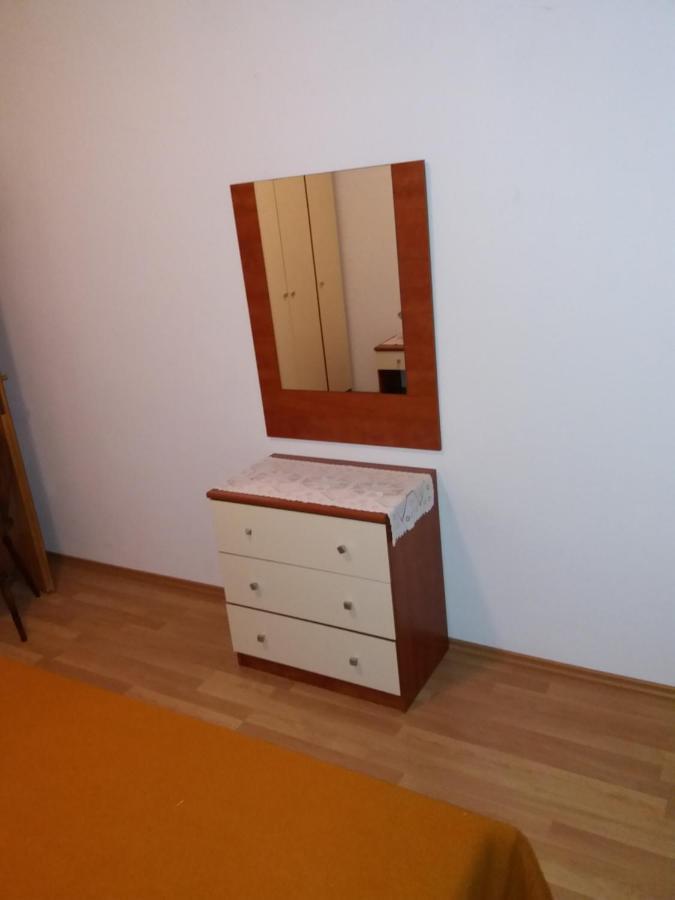 Apartment Viktoria Primošten Buitenkant foto