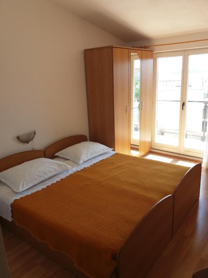Apartment Viktoria Primošten Buitenkant foto