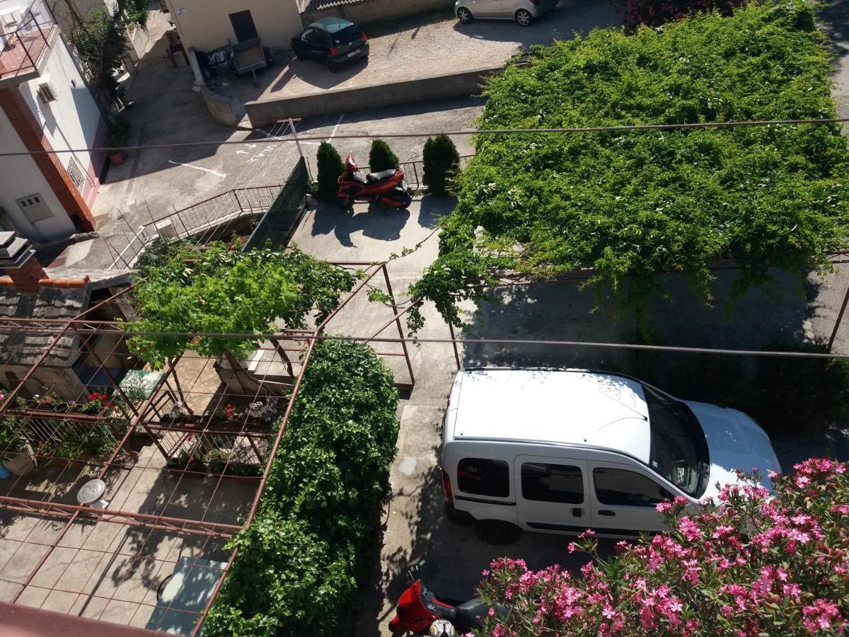 Apartment Viktoria Primošten Buitenkant foto